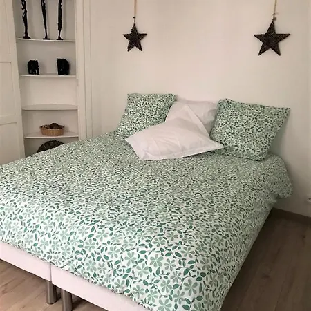 La Savane Du Donjon Apartment *