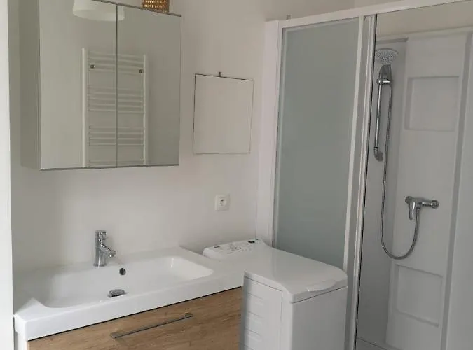 La Savane Du Donjon Apartment *